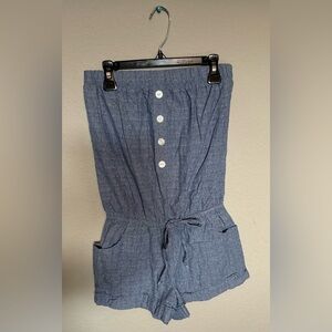 dELiA*s Chambray Textured Romper with Pockets Size Small